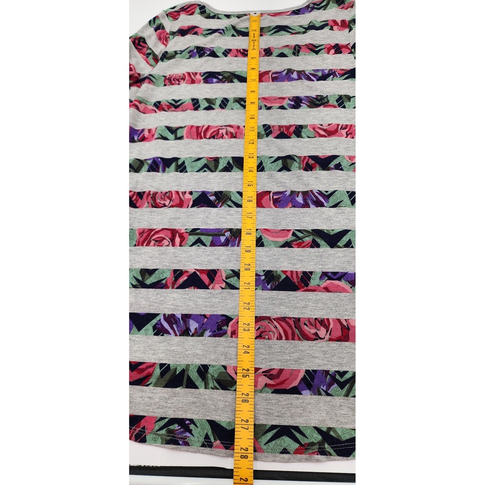 LuLaRoe‎ Gray Rose Floral Stripe Long Sleeve Scoop Neck Top Shirt Size S - Picture 8 of 8